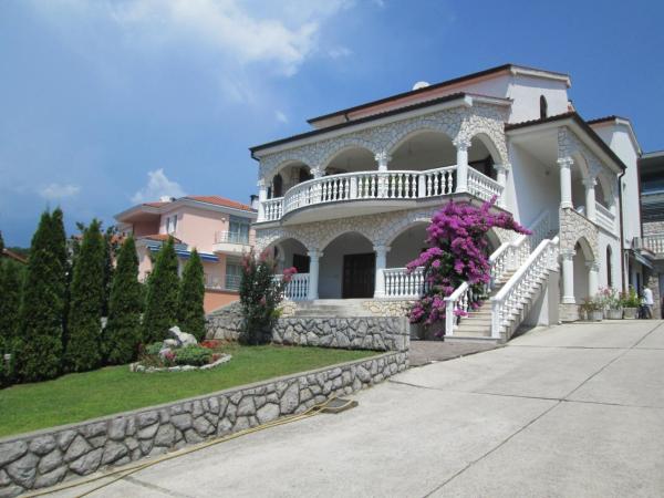 Apartments Villa Sandra, Rezerwuj  Opatija Opatija Riviera