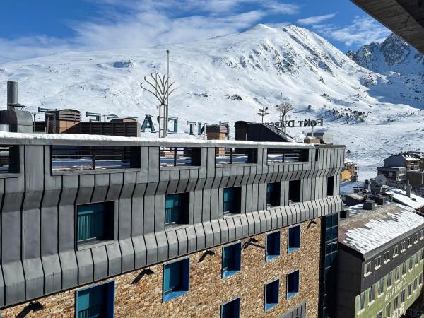 Apartamentos Vaquers MIKKA, Rezerwuj  Pas de la Casa Grandvalira Ski Resort