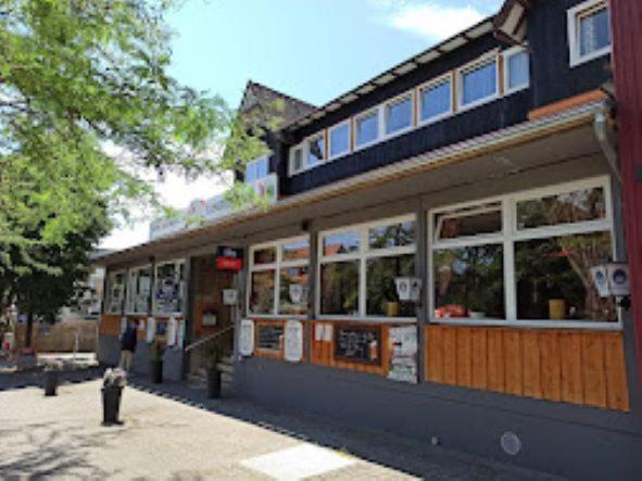 Hotel Lindenhof L1, Rezerwuj  Hotele w Turyngia z parkingiem, Parking