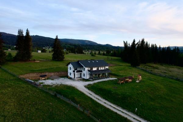 Vila Dorna Royal, Rezerwuj  Şaru Dornei 