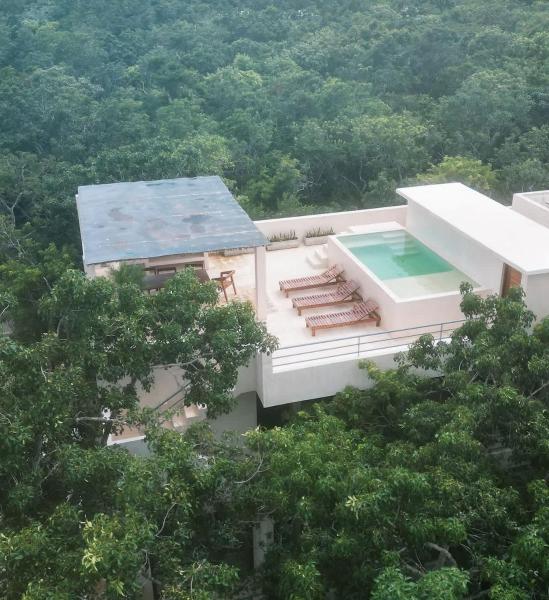 Exclusive 3BR Sky Penthouse with Private Rooftop Pool, Rezerwuj  Hotele w Tulum z Basenem, Basen