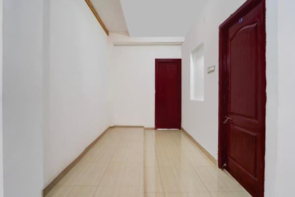 Collection O Race Course Road Formerly Annamalai Residency, Rezerwuj  Coimbatore Tamil Nadu