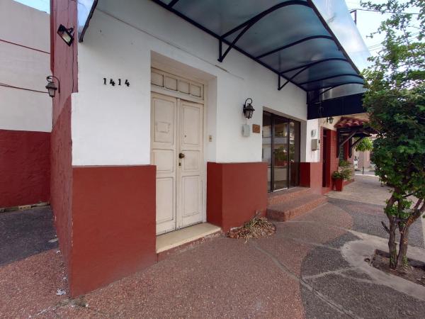 Hostel Chaton