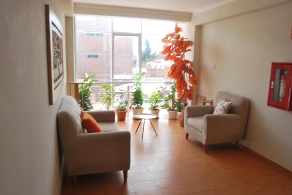 Kymeron Hotel, Rezerwuj  Hotele w Puno z Parkingiem, Parking