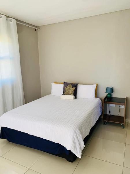 Logo Luxury Guesthouse, Rezerwuj  Windhuk Khomas