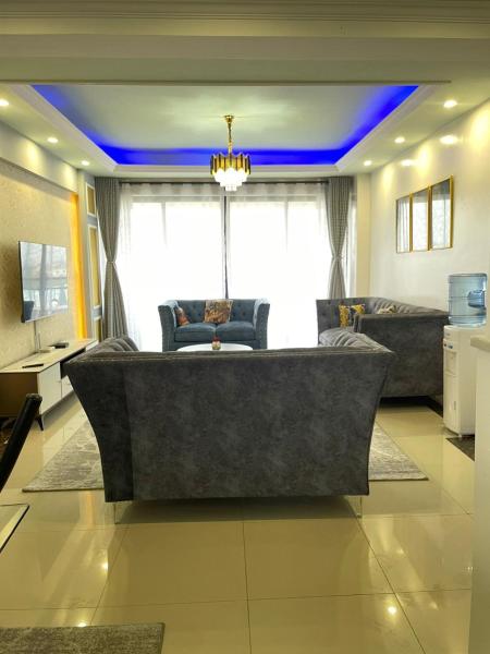 supreme luxury living three bedroom apartments with breathtaking amazing city views gym swimming pool fully equipped gym children playground and ample parking space and proximity to major shopping malls and gourmet restaurants, Rezerwuj  Nairobi Hotele...