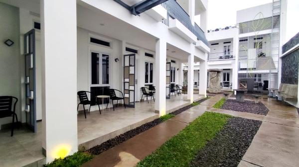 Andaris Boutique Hotel, Rezerwuj  Nyomolong West Java