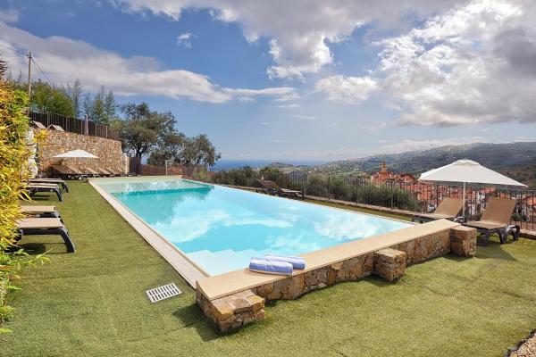 Antiche Torri - Mareri apartments, Rezerwuj Apartament Hotele w Pantasina z basenem, Basen