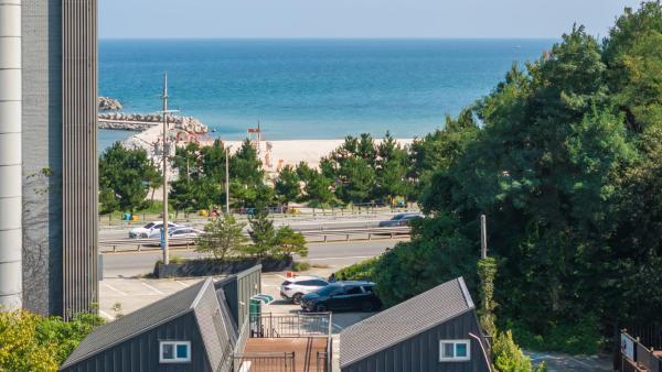 Yangyang Sunrise and Sunset Private Pens, Rezerwuj  Hotele w Gangwon-Do z Parkingiem, Parking