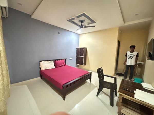 Hotel Hillsland, Rezerwuj Hotel Hotele w Telangana z parkingiem, Parking