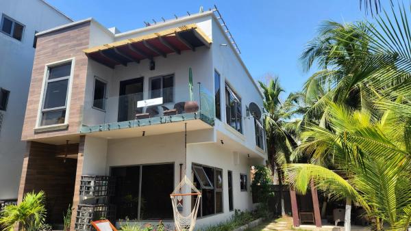 Beach House at Kokrobite, Rezerwuj  Hotele w Awutu Efutu Senya z basenem, Basen