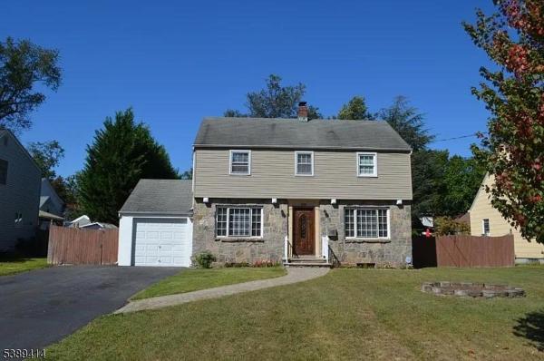 Single Family Homes Dunelle, Rezerwuj  Dunellen New Jersey
