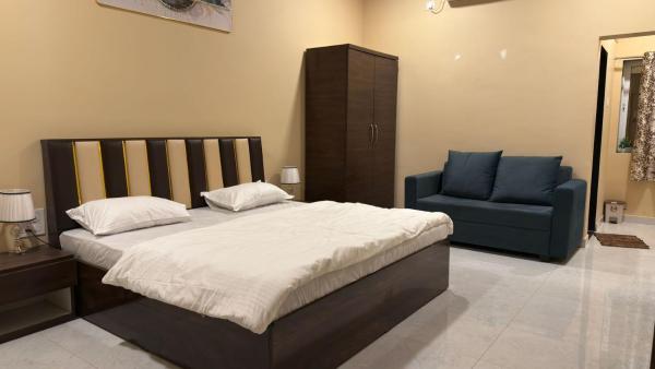 Mavika Stay, Rezerwuj  Hotele w Nowe Delhi z basenem, Basen