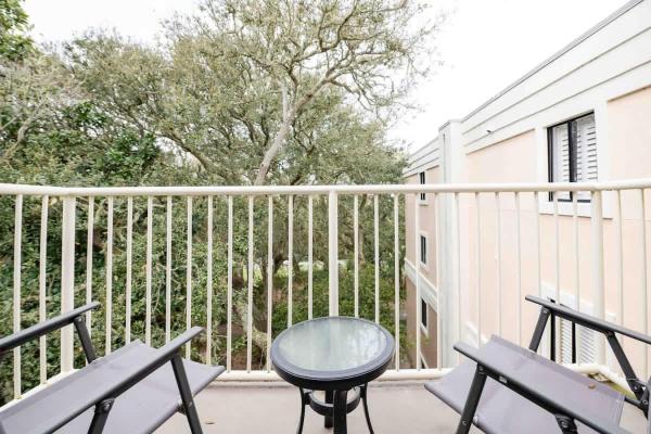 2029 Beachwood Villa, Rezerwuj  Hotele w Jacksonville Coast z basenem, Basen