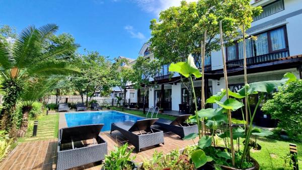 HKD Sunny Villa, Rezerwuj  Hotele w Mekong Delta z basenem, Basen