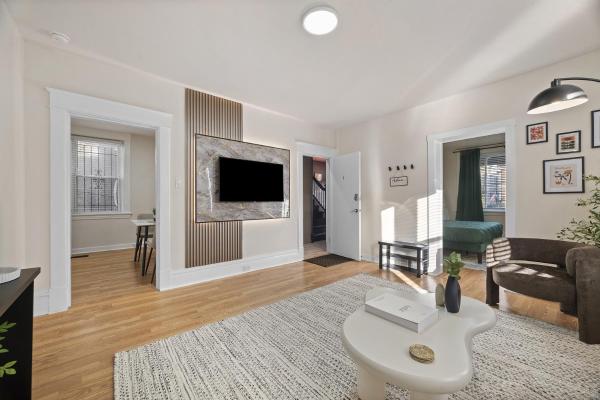 Squirrel Hill Chic Spacious 1BR Parking Gym, Rezerwuj  Pittsburgh Pensylwania