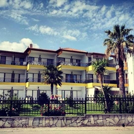 Villa Christina Sea Side A, Rezerwuj  Hanioti 