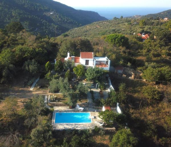 Private Hilltop Villa with Pool & Panoramic Views - Country Villa Kalimera, Rezerwuj  Skopelos Town 
