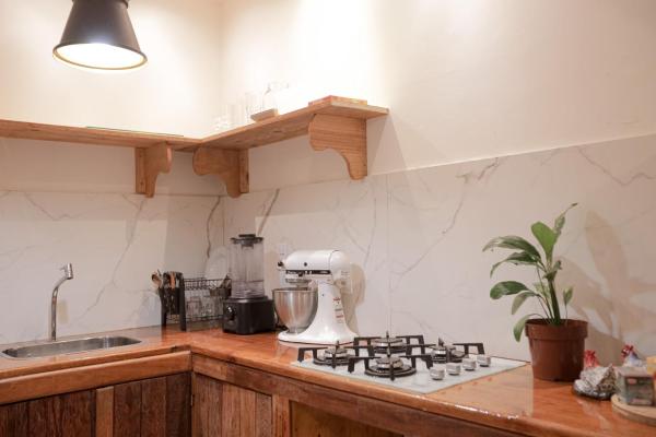 Apartamentos Prana, Rezerwuj  Hotele w Bahia z Parkingiem, Parking