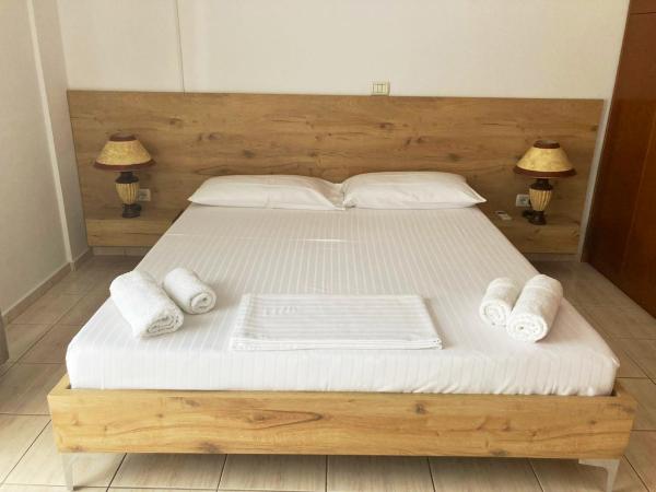 Garden Villa Sarande Apt-6, Rezerwuj  Saranda Vlorë County