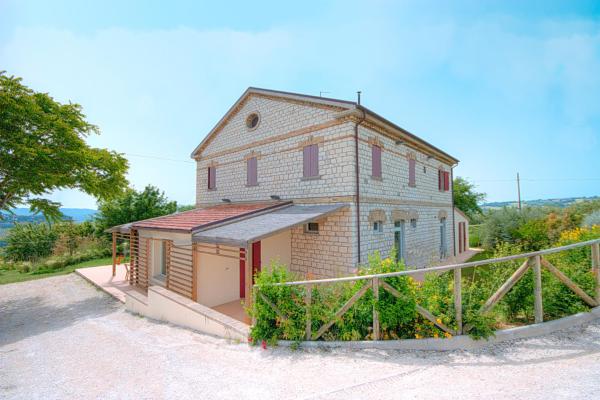 Agriturismo Casa Rossi di Paolo Rossi, Rezerwuj  Numana 