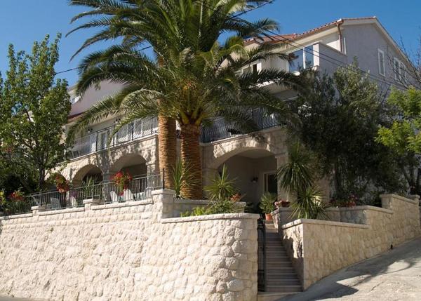Apartments Marco Polo, Rezerwuj Apartament Rab 