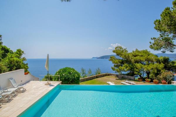 Villa Elba Sunset Low Season, Rezerwuj  Hotele w Trappola z Basenem, Basen