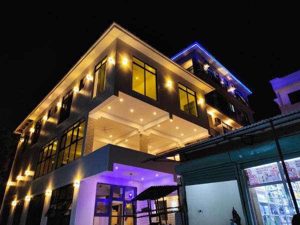 New Dal Hotel Bububu, Rezerwuj  Hotele w Pvani region z basenem, Basen