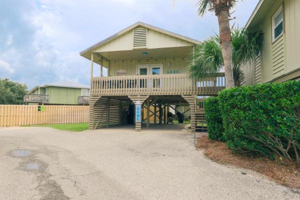 Gulf Village 2 Bedroom Cottage - Fall and Winter Dates Available! 2 Pools, Rezerwuj  Gulf Shores 