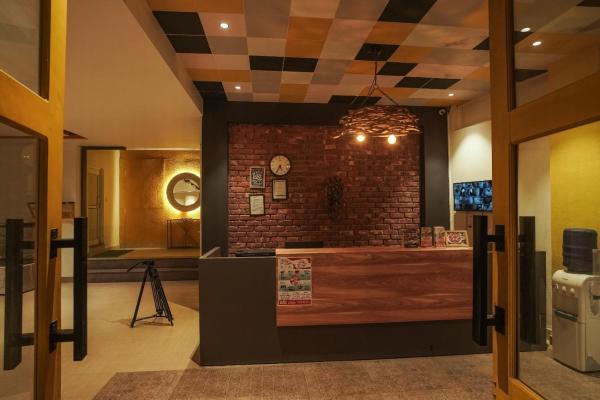 Hotel Weekend Heights, Rezerwuj  Narendranagar Uttarakhand