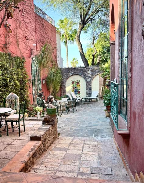 Casa Kristina SMA, Rezerwuj  San Miguel de Allende 