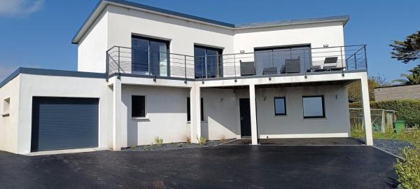 Villa Tregana Beach, confort et immersion dans un paysage idyllique, Rezerwuj  Hotele w Bretania z Parkingiem, Parking
