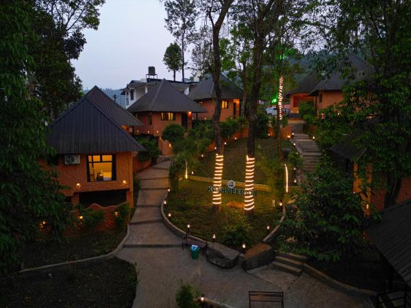 Kashmeeram Vythiri Wayanad Premium Pool Resort, Rezerwuj   