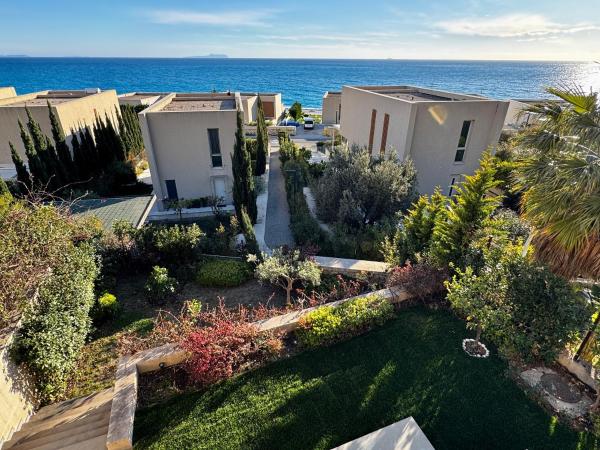 Villa Celine, Green Coast, Rezerwuj  Palasë Vlorë County