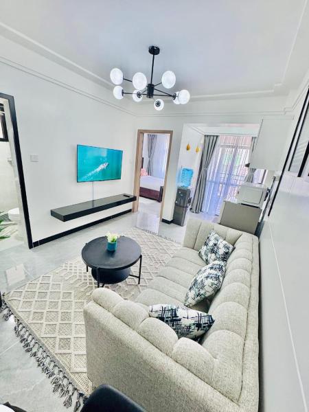 Kilimani one bedroom with extra room, Rezerwuj  Hotele w Nairobi z Parkingiem, Parking