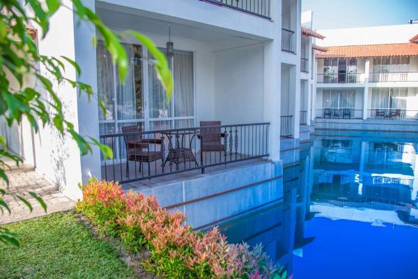The Covanro Airport Hotel - Katunayake, Rezerwuj Hotel Veyangoda Gampaha District