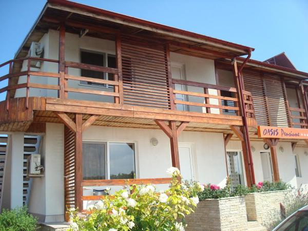 Pension Oasis, Rezerwuj  Hotele w Constanta z Basenem, Basen