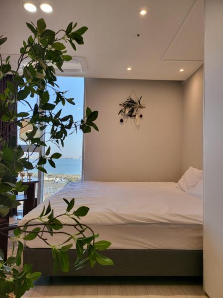 Ocean View Hotel near Incheon Airport, Rezerwuj  Chagyak-to Republika Korei