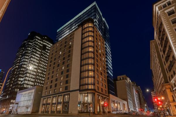 Le St-Martin Hotel Centre-ville – Hotel Particulier, Rezerwuj Hotel Hotele w Montreal z parkingiem, w pobliżu Hydro-Quebec, Parking