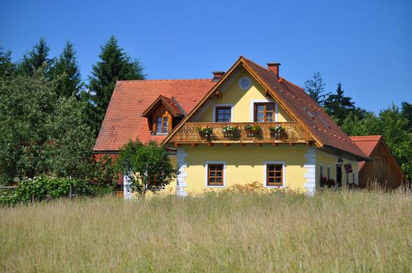 Haus Schönegger, Rezerwuj Pensjonat Hotele w Southern Styria z parkingiem, Parking