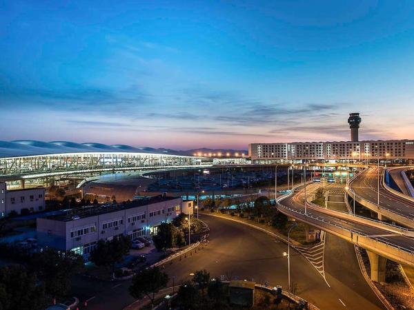 Pullman Nanjing Lukou Airport Hotel, Rezerwuj Hotel Hotele w Jiangning ze śniadaniem, Śniadanie