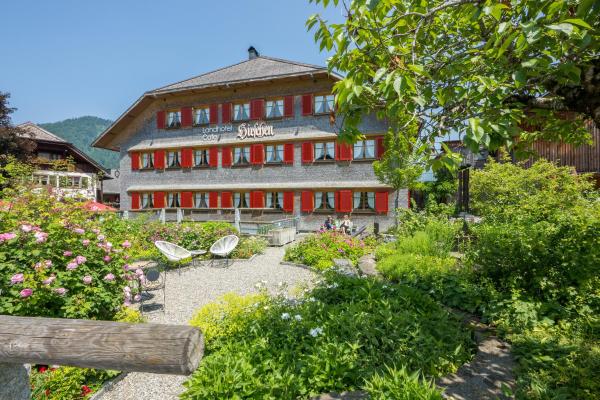 Landhotel Hirschen, Rezerwuj  Kleinwalsertal Bregencja